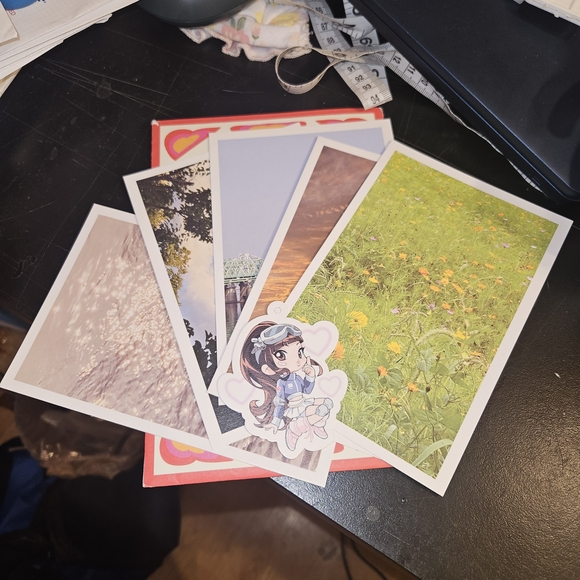 Kids Colorful Postcard Set - Picture 1 of 3